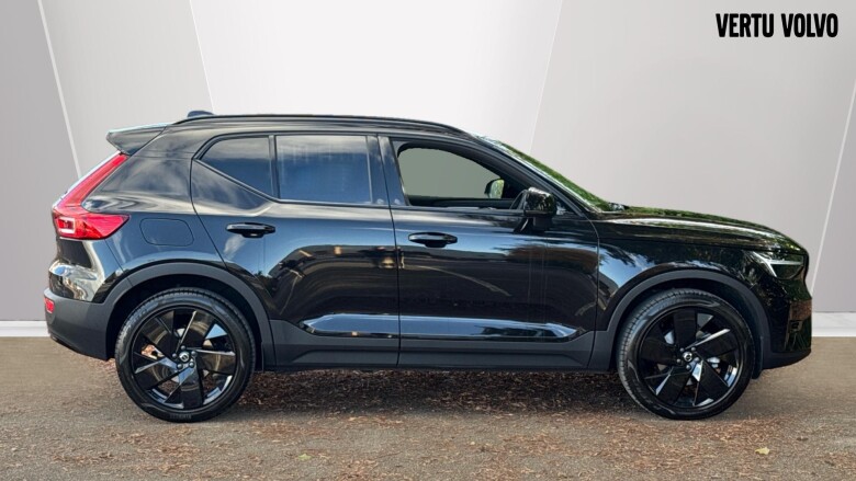 Volvo XC40 2.0 B3P Plus Black Edition 5dr Auto Petrol Estate
